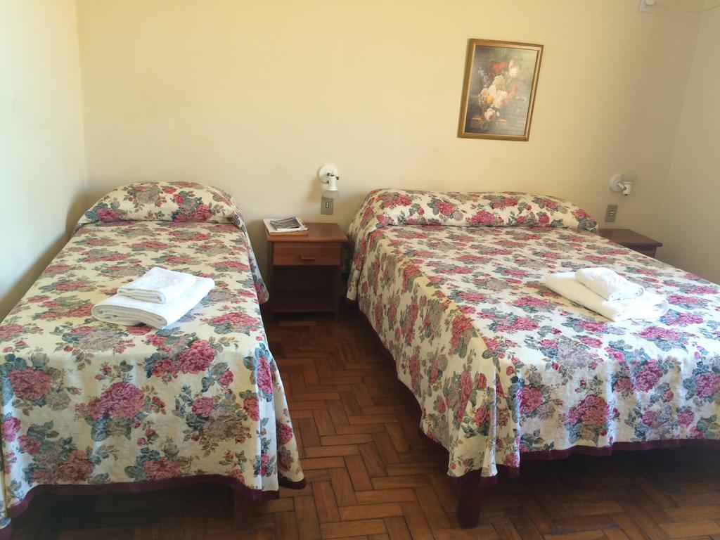 Casa da Ponte Hotel Goiás Quarto foto