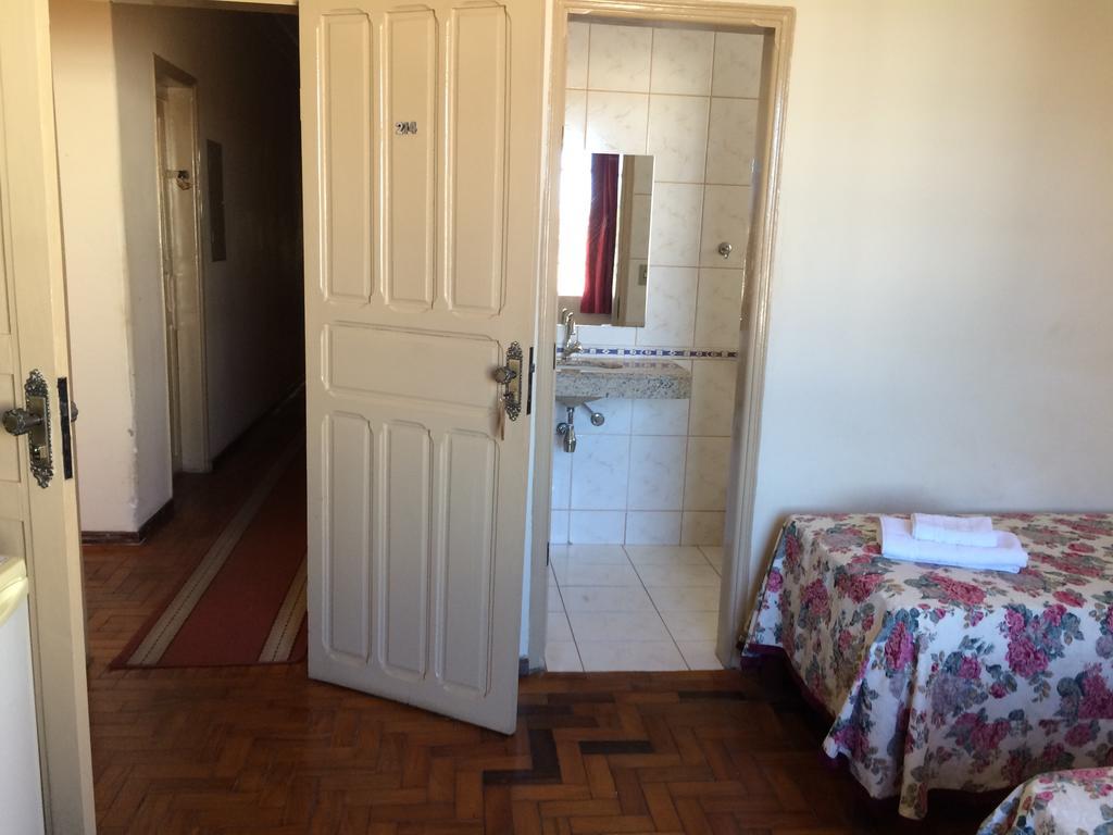 Casa da Ponte Hotel Goiás Quarto foto